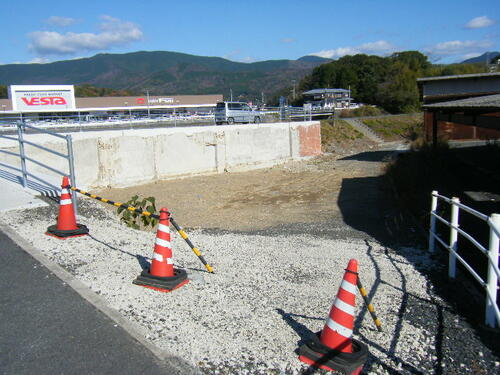 土地, 愛媛県 南宇和郡愛南町