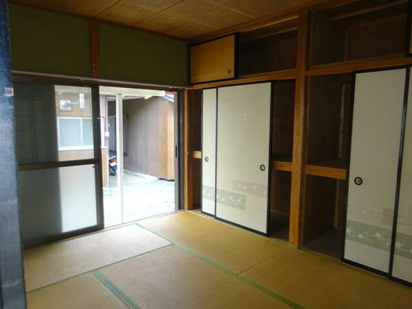 detached 埼玉県比企郡小川町大字増尾

地図を見る