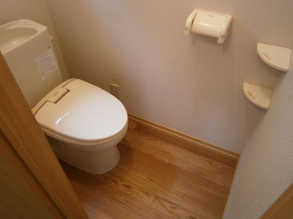 画像13:清潔感のあるトイレ☆（写真は別のお部屋です。）