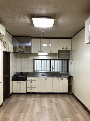 detached 神奈川県横浜市中区石川町４丁目

地図を見る