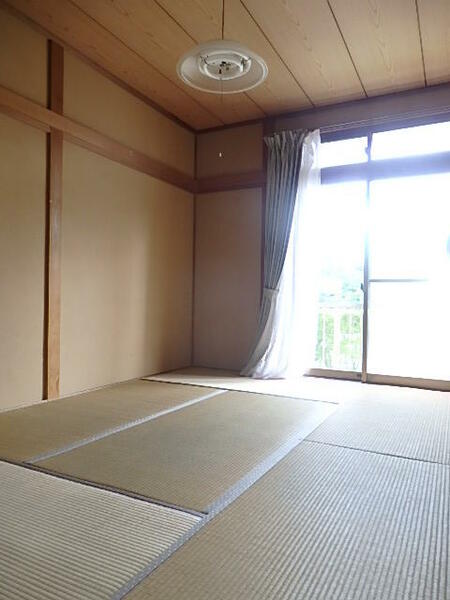 apartment 福島県岩瀬郡鏡石町岡ノ内
岡ノ内の賃貸情報を見る
物件地図