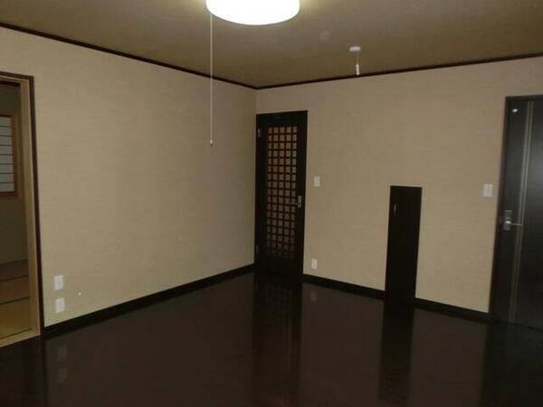 detached 東京都国分寺市西町１丁目

地図を見る