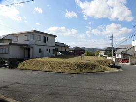 三重県名張市百合が丘東４番町