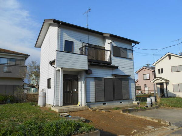 detached 茨城県稲敷市佐倉

地図を見る