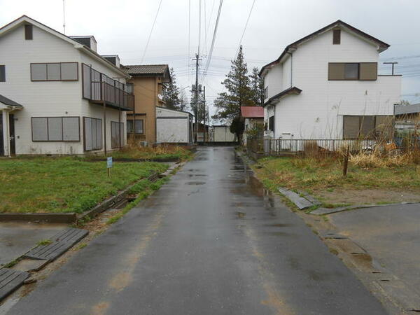 detached 茨城県稲敷市佐倉

地図を見る