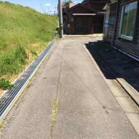 石川県小松市泉町