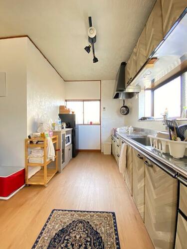 detached 山梨県大月市賑岡町岩殿