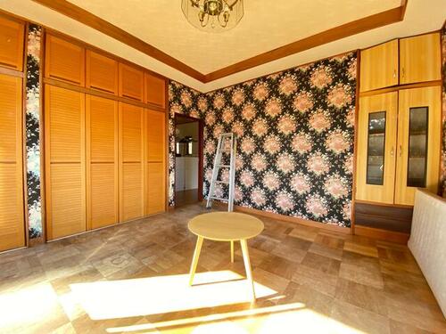 detached 山梨県大月市賑岡町岩殿