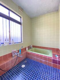 detached 山梨県大月市賑岡町岩殿