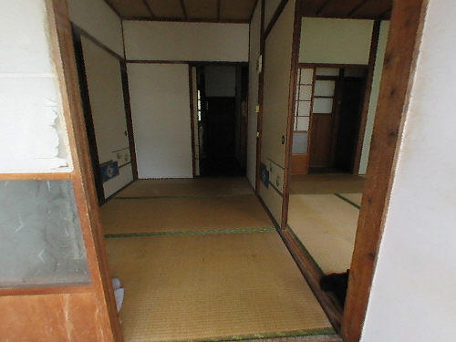 画像3:玄関～和室です。