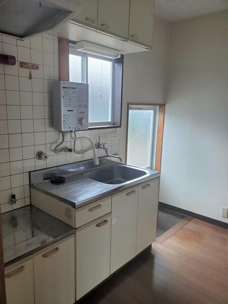 detached 山形県米沢市塩井町塩野
地図を見る