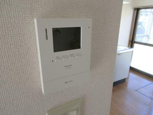 detached 神奈川県横浜市港南区笹下３丁目

地図を見る