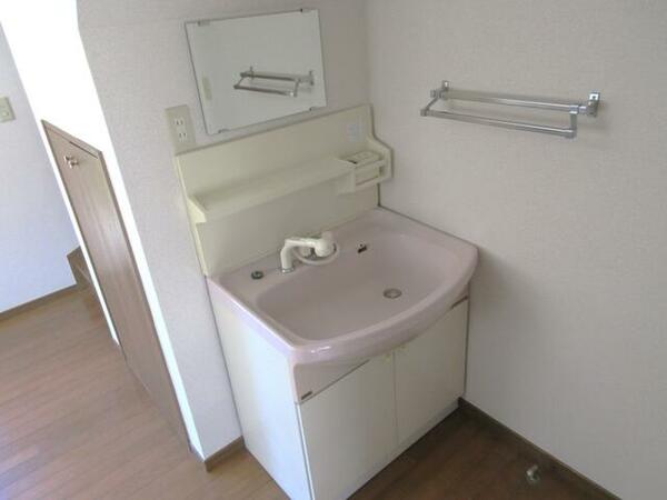 detached 神奈川県横浜市港南区笹下３丁目

地図を見る