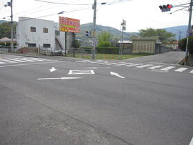 徳島県吉野川市山川町湯立
