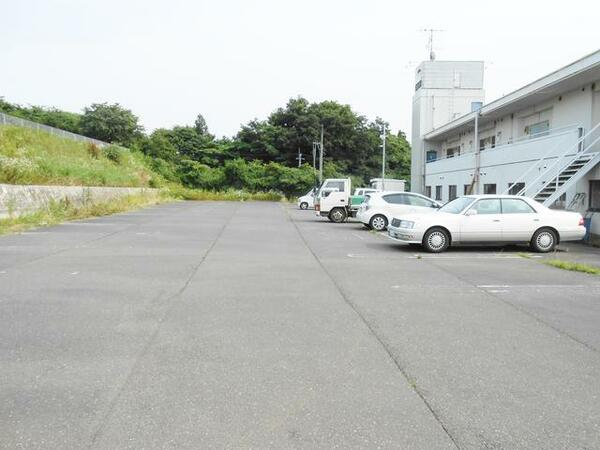 apartment 茨城県稲敷市月出里
地図を見る