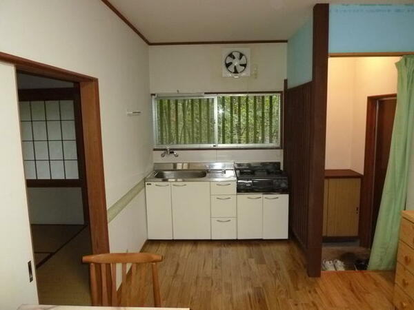 detached 群馬県吾妻郡嬬恋村大字鎌原鬼の泉水
地図を見る