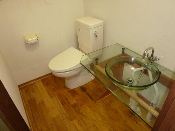 detached 群馬県吾妻郡嬬恋村大字鎌原鬼の泉水
地図を見る