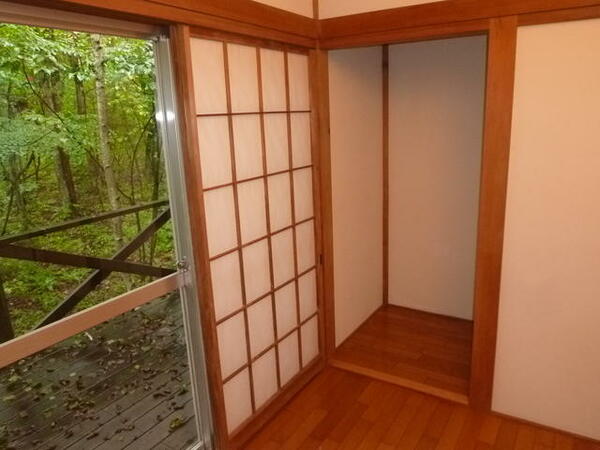 detached 群馬県吾妻郡嬬恋村大字鎌原鬼の泉水
地図を見る