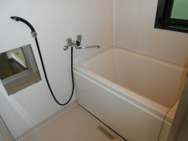 apartment 茨城県稲敷市椎塚１７０８－１１