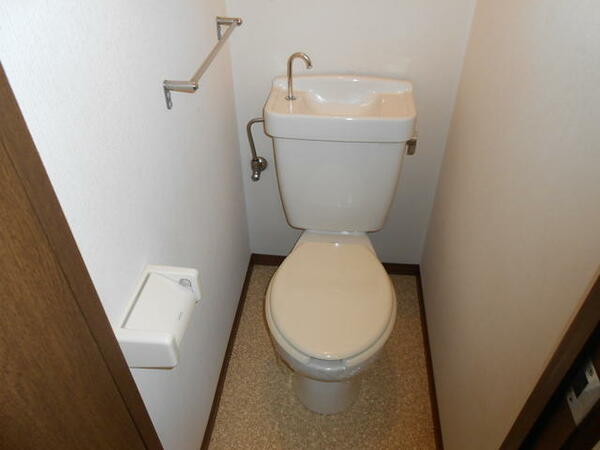 apartment 茨城県稲敷市椎塚１７０８－１１