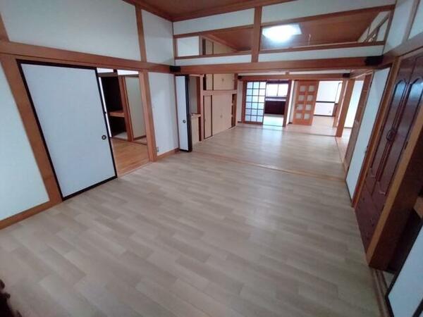 detached 宮城県東松島市矢本字大溜

地図を見る