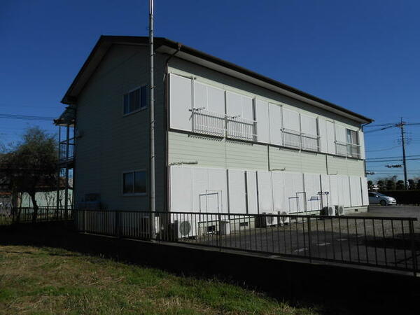 apartment 茨城県稲敷市椎塚１７０８－１１