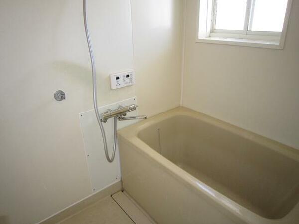 apartment 福島県喜多方市東桜ガ丘２丁目
地図を見る