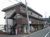 徳島市八万町大坪 3階建 築44年のイメージ