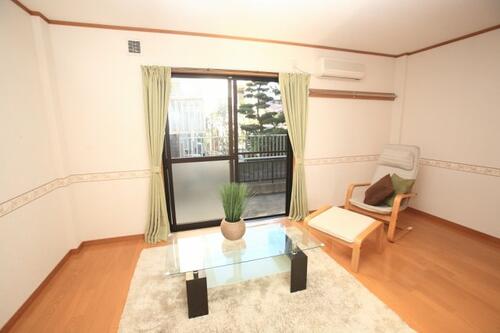 ロイヤルコートN_内装_0