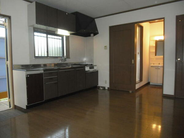 apartment 埼玉県比企郡嵐山町大字川島
地図を見る