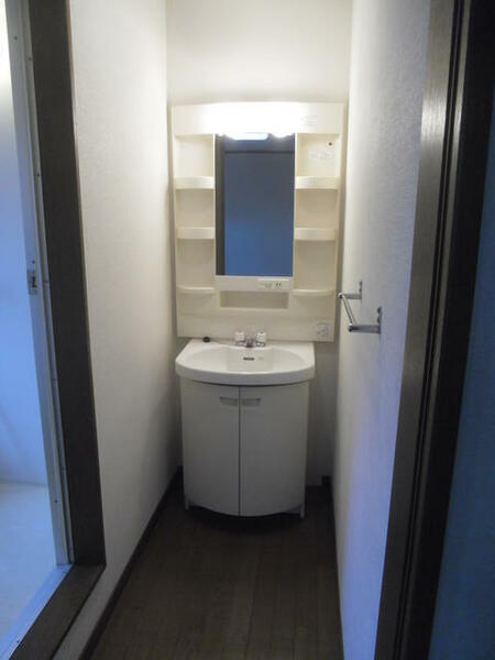 apartment 埼玉県比企郡嵐山町大字川島
地図を見る