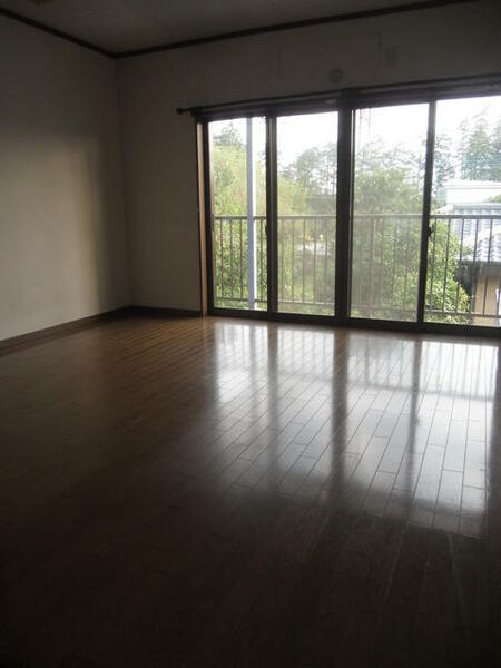 apartment 埼玉県比企郡嵐山町大字川島
地図を見る