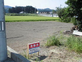 宮城県亘理郡亘理町逢隈神宮寺字中道