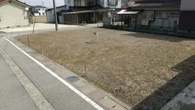 富山県下新川郡入善町椚山