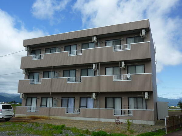 apartment 山形県長井市今泉
今泉の賃貸情報を見る
物件地図