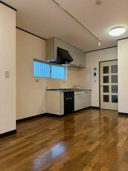 detached 東京都豊島区巣鴨３丁目

地図を見る