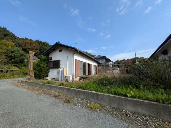 detached 埼玉県比企郡滑川町大字羽尾

地図を見る