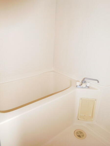 apartment 茨城県東茨城郡大洗町磯浜町３６３１－１