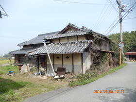 兵庫県加西市朝妻町