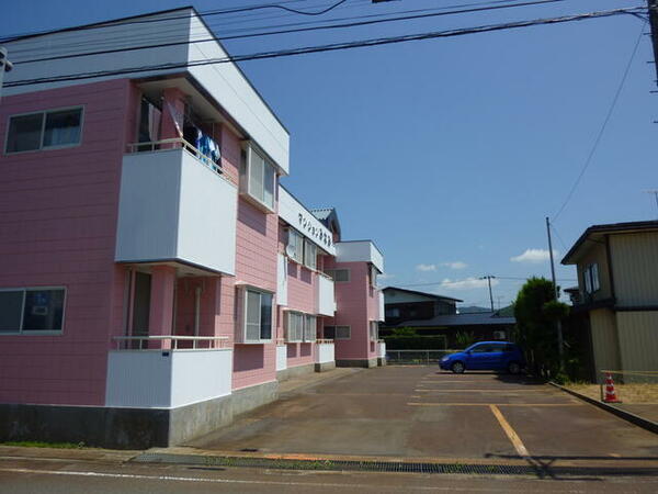 apartment 山形県長井市館町南
館町南の賃貸情報を見る
物件地図