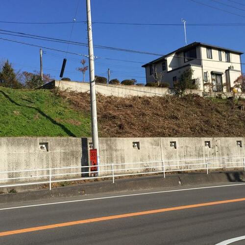 土地, 福島県 石川郡石川町