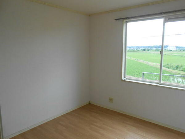 apartment 茨城県稲敷市椎塚
地図を見る