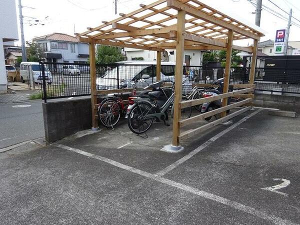画像11:駐輪場・バイク可