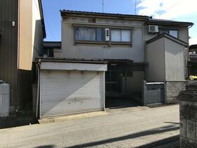 富山県高岡市開発本町