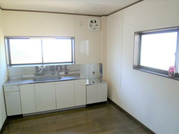 apartment 群馬県邑楽郡邑楽町大字篠塚
地図を見る