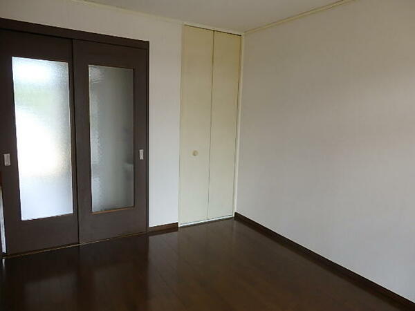 apartment 福島県岩瀬郡鏡石町中町102・105号室空き
旭町の賃貸情報を見る
物件地図