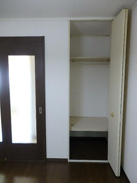 apartment 福島県岩瀬郡鏡石町中町102・105号室空き
旭町の賃貸情報を見る
物件地図