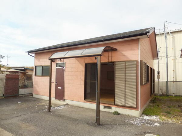 detached 茨城県潮来市須賀南

地図を見る