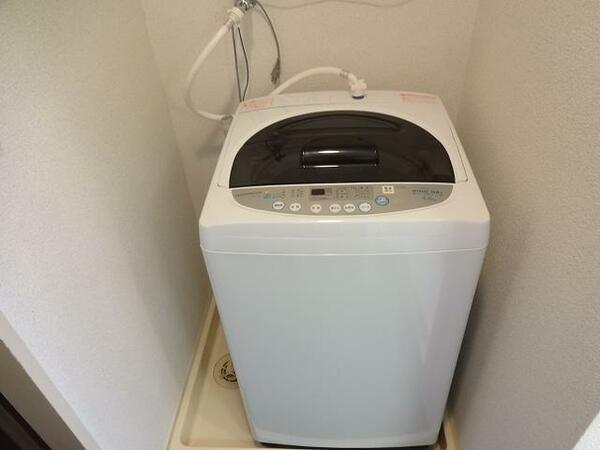 画像6:洗濯機
