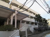 横浜市神奈川区白楽 4階建 築36年のイメージ